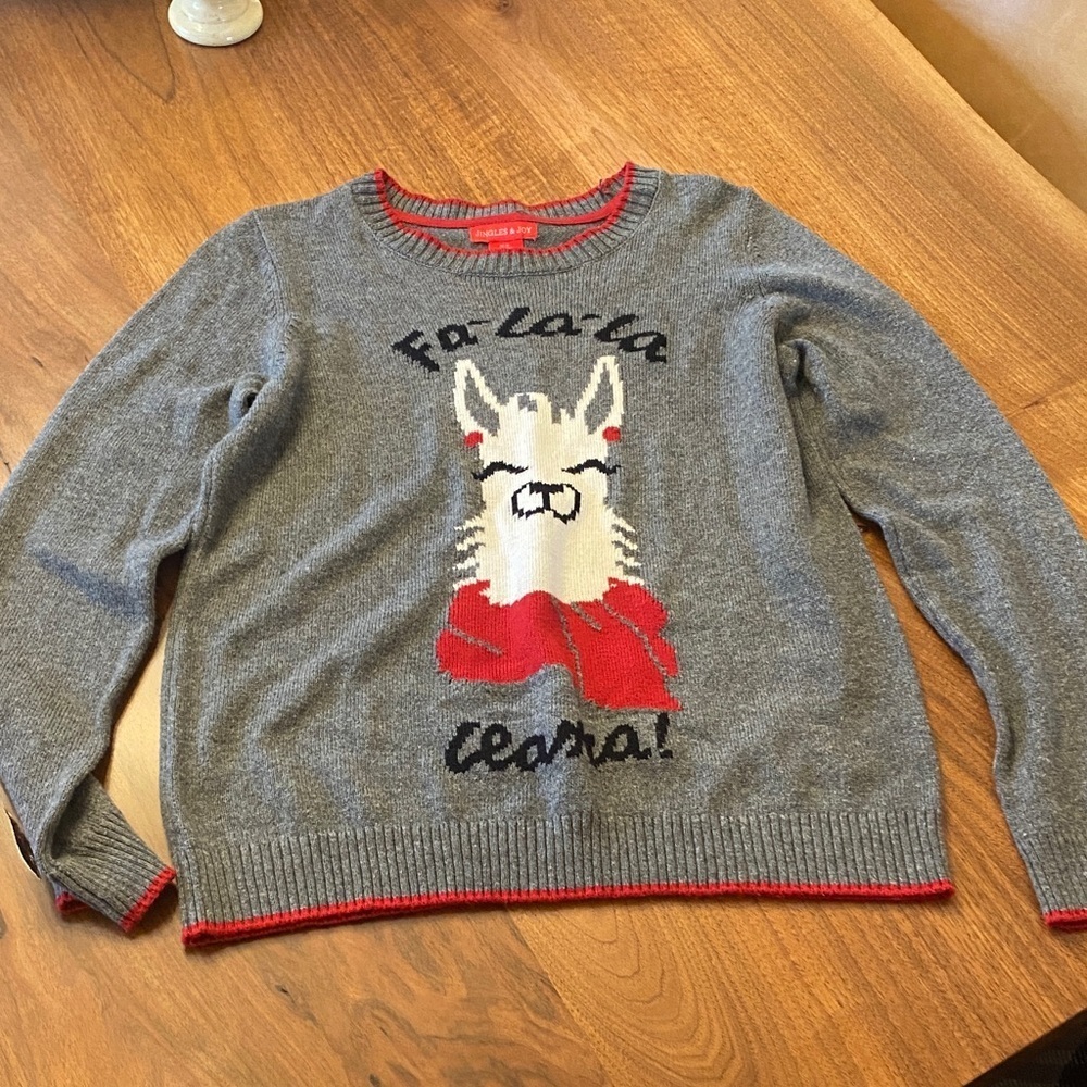 Jingles to Joy holiday crewneck sweater. Lama on front “fa-la-la-la Lama!”Size M